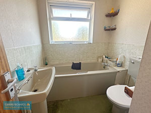 Bathroom- click for photo gallery